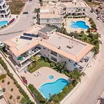 Porto De Mos 72 By Destination Algarve * لاغوس