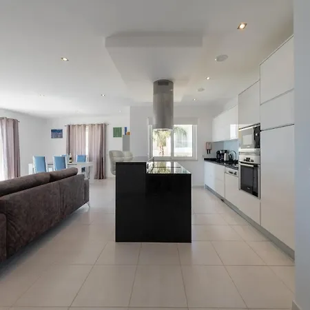 Porto De Mos 72 By Destination Algarve Appartement Lagos