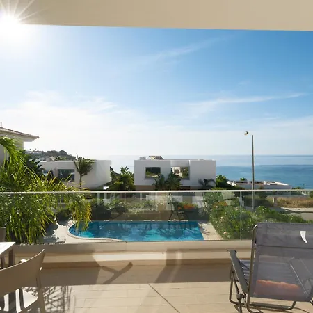 Porto De Mos 72 By Destination Algarve *