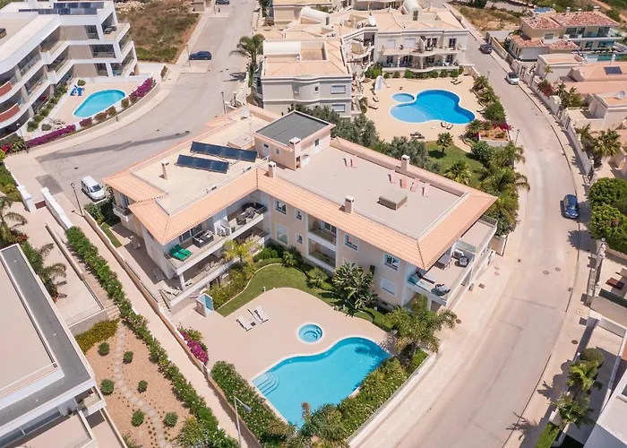 Porto De Mos 72 By Destination Algarve * Лагуш