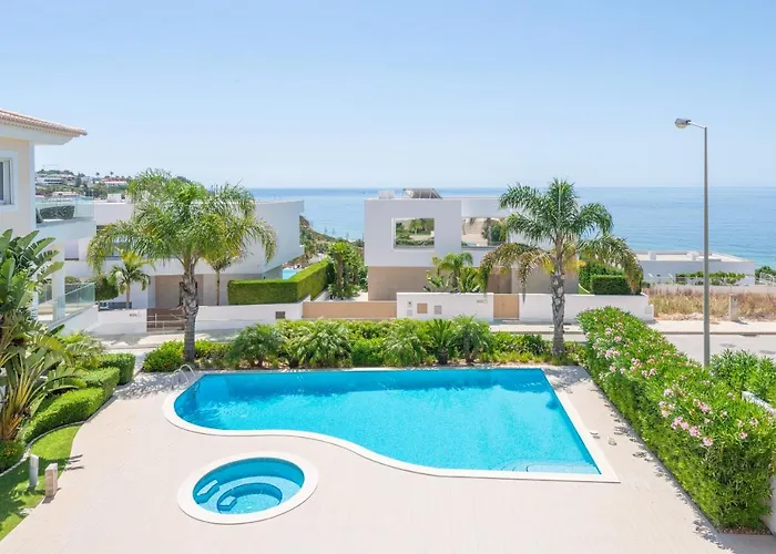 Апартаменты Porto De Mos 72 By Destination Algarve *