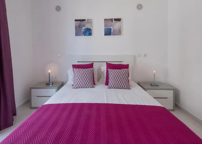 Апартаменты Porto De Mos 72 By Destination Algarve *