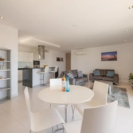 Porto De Mos 72 By Destination Algarve