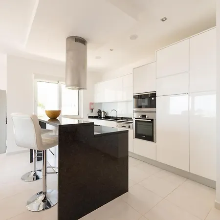Apartment Porto De Mos 72 By Destination Algarve