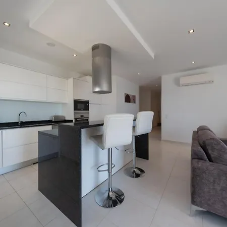 Porto De Mos 72 By Destination Algarve Lagos