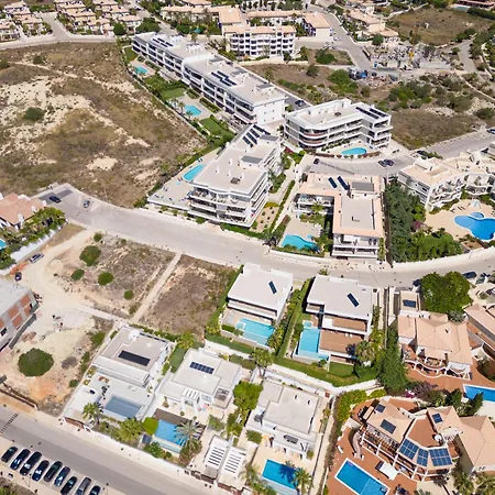 Porto De Mos 72 By Destination Algarve *