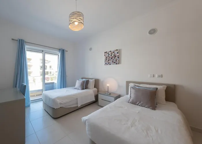 Porto De Mos 72 By Destination Algarve * ラゴス