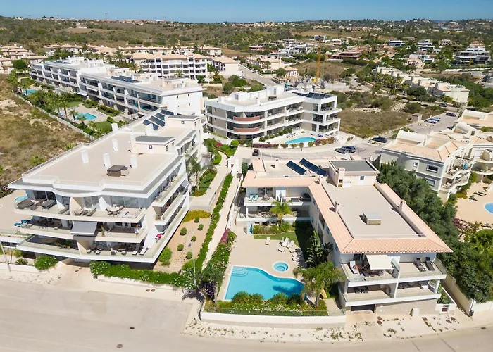 Porto De Mos 72 By Destination Algarve