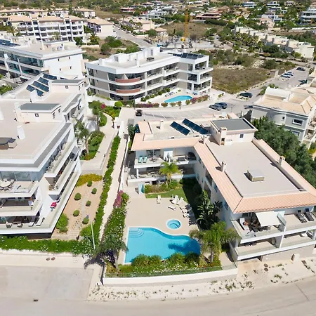 Porto De Mos 72 By Destination Algarve Apartment